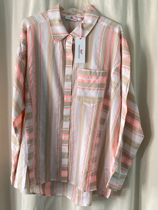 Vineyard Vines Tops - Vineyard Vines Weekend Button Down Blouse Women's 10 NWT 3/4 Sleeves Coastal $98